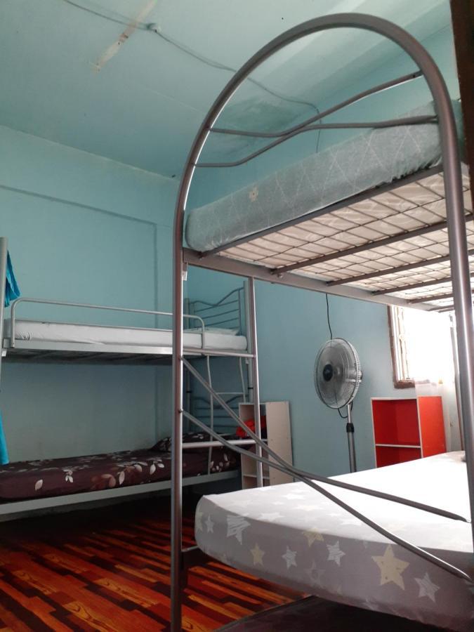 Homestay Idaman Tun Hussein - Harga Untuk 1 Rumah ,1 Bilik ,1 Bilik Air 4 Single Bed - Not Sharing Perai Exterior foto